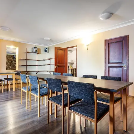 克兰茨船长住宿加早餐旅馆 3* 派尔努